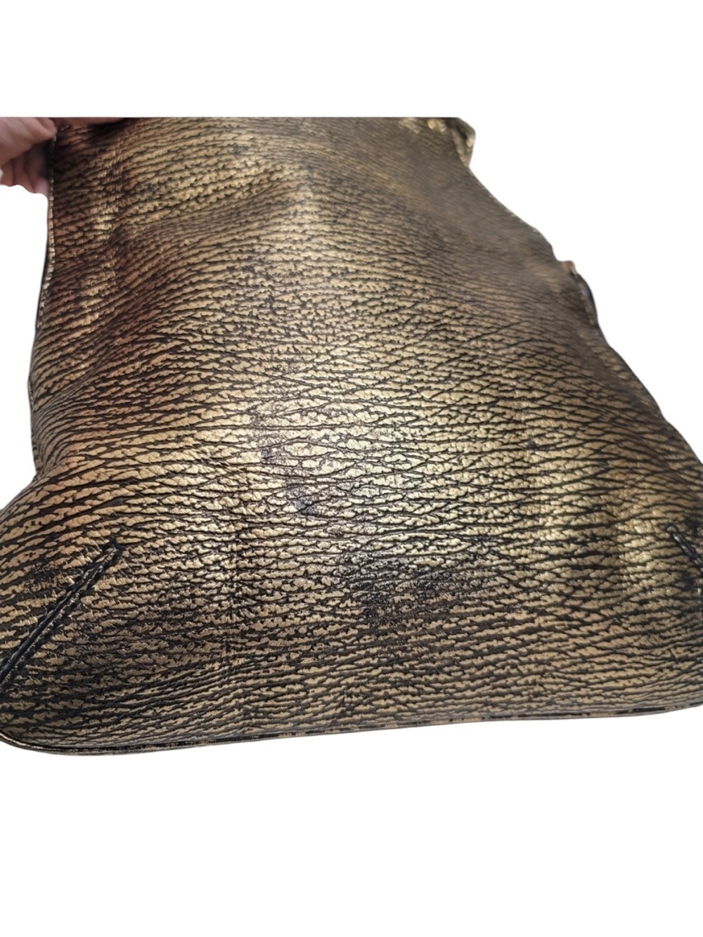 YVES SAINT LAURENT Metallic Gold Textured Leather Hobo Bag - Archival YSL - Picture 6 of 15